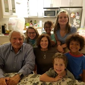 Meet your Posher, Dennis